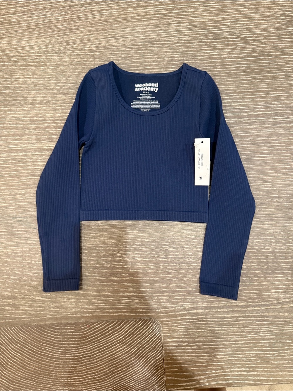 NWT Size Xsmall 4-5 weekend academy Navy Ribbed Long-Sleeve Crop Top
